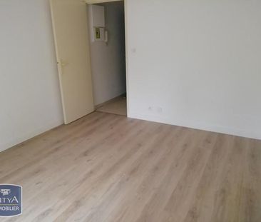 Location Appartement 1 pièce 17m² BOURG EN BRESSE 01000 - Photo 5