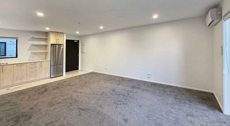2/5 Shearer Avenue, Papanui, Christchurch - Photo 5