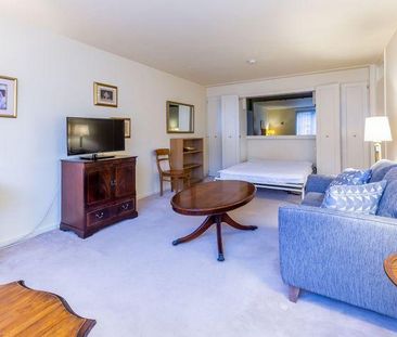 Studio to rent - Photo 2