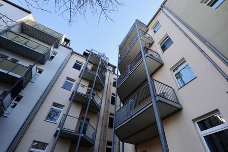 1-Raum Wohnung • Einbauküche • Kaßberg • Miete • Altbau • Balkon • schnell sein lohnt sich - Photo 5