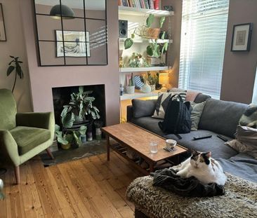 1 Bed Maisonette, Blyth Road, E17 - Photo 1