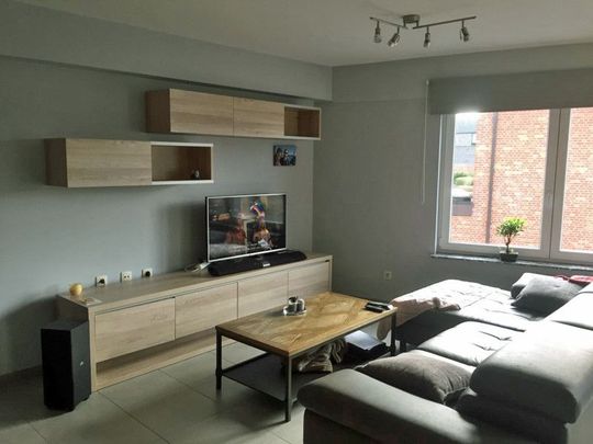 Gezellig en goed gelegen appartement met 2 slaapkamers - Photo 1