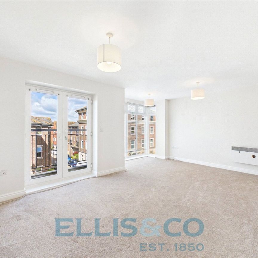 Annison Street, TN9, Kent - Photo 1