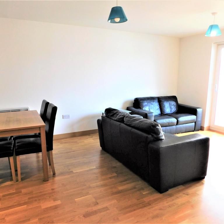 2 bedroom apartment to rent - Photo 1