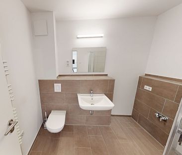 Einziehen und Wohlfühlen: 2 Zimmer mit Terrasse und EBK - Photo 5