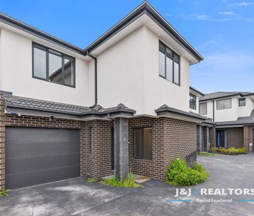 Stunning 4 Bedroom Townhome - Photo 3