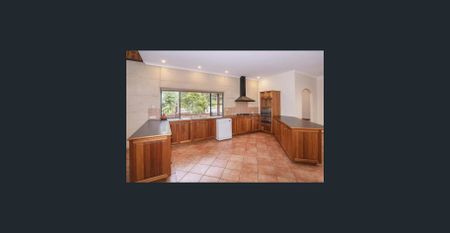 FOREST LIVING CLOSE TO TOWN - Photo 4