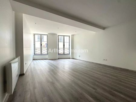 Location Appartement 3 pièces 88 m2 à Dole - Photo 2