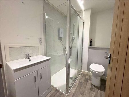 Wellingborough Road, Northampton, Northamptonshire, NN1 - Photo 4