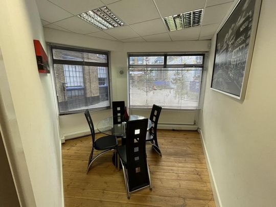 1 bedroom property to rent - Photo 1