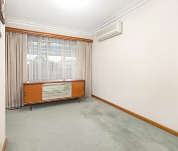 4 Beaufort Avenue, Alfredton, Vic 3350 - Photo 1