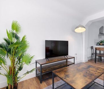 1 bedroom flat to rent - Photo 2