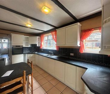3 bedroom terraced house to rent - Photo 1