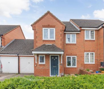 3 bedroom semi-detached house to rent - Photo 3