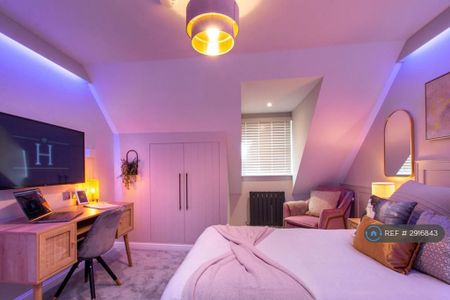 1 bedroom in a house share to rent - Photo 4