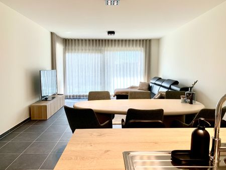 Modern appartement met 2 slaapkamers en groot terras - Foto 2