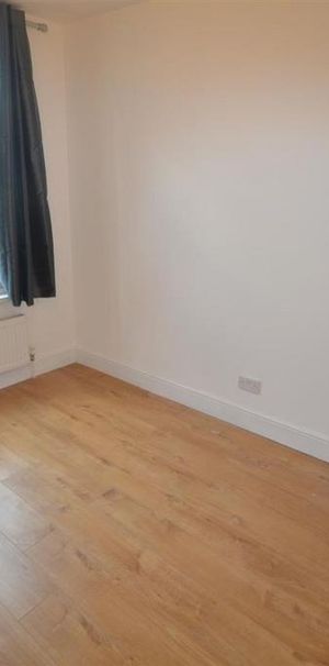 4 bedroom house to rent - Photo 1