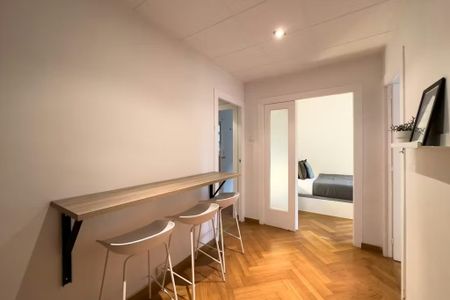 Carrer de Benet Mateu, Barcelona, Catalonia 08034 - Photo 4