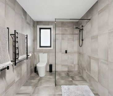 High quality living in Legana - Photo 4