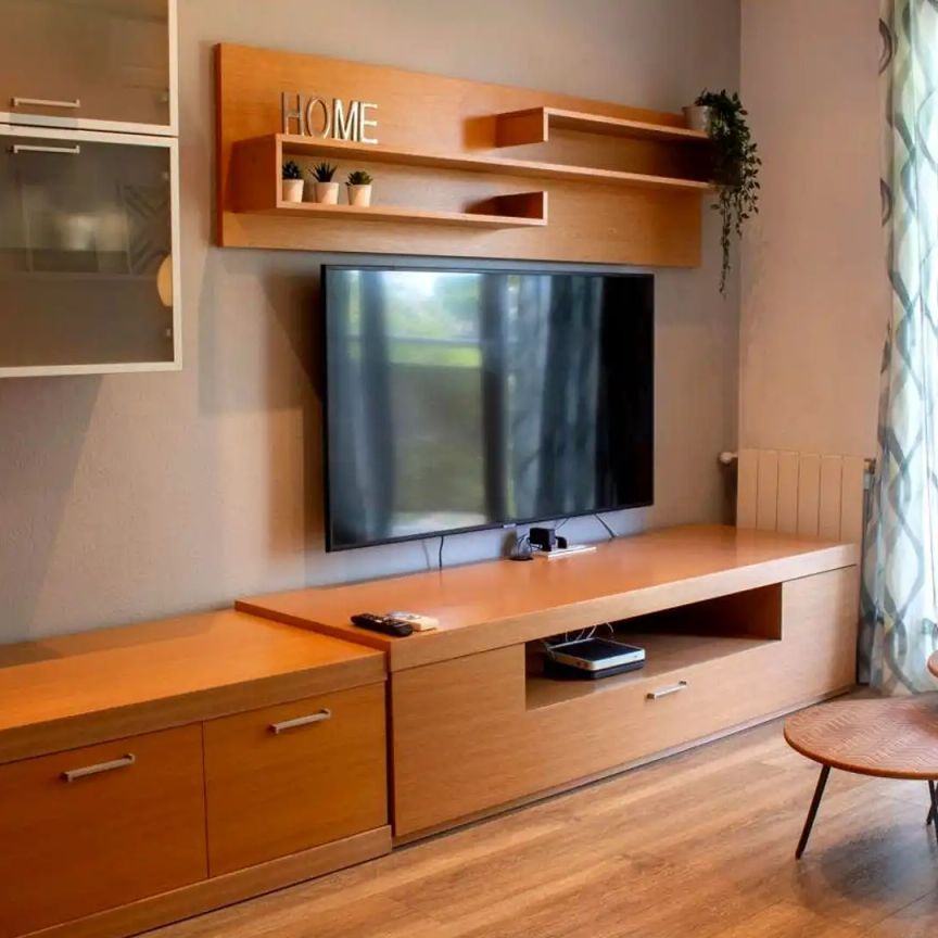 Apartamento de alquiler en Carrer de L'enginyer Fausto Elio, 42, La Malva-rosa - Photo 1