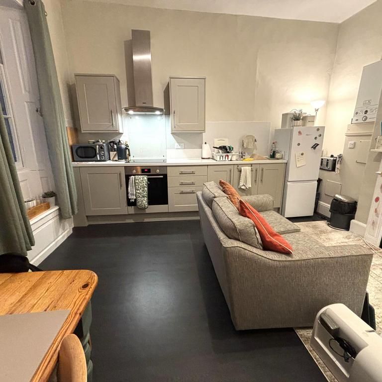 1 bedroom flat to rent - Photo 1