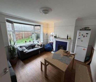 Carlyle Avenue, Brighton, BN2 - Photo 1