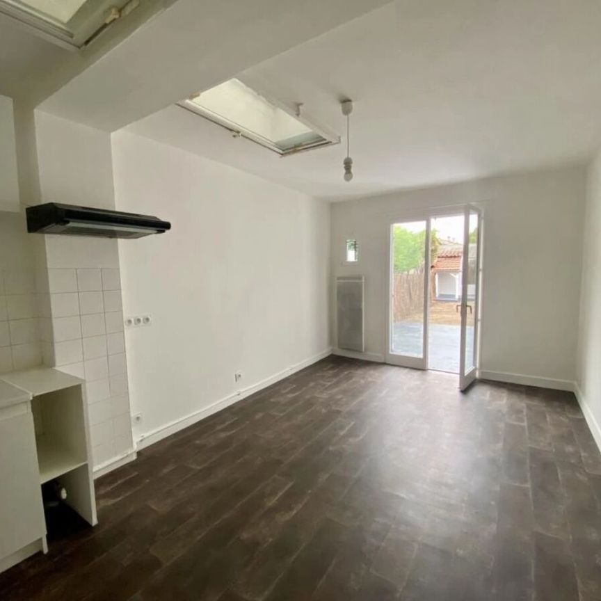 A VILLENEUVE SUR LOT, RIVE GAUCHE APPARTEMENT EN REZ-DE-CHA - Photo 1