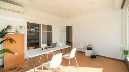 Business Premises - Photo 4