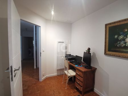 A Louer - Appartement Orvault Bourg 3 Pièce(s) - 1 Chambre - 59.50 M2 Avec Balcon Et Stationnement Privatif - Photo 3