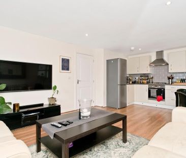 2 Bed Flat, Buckstone, EH10 - Photo 1