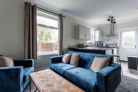 Norton Avenue - Photo 3