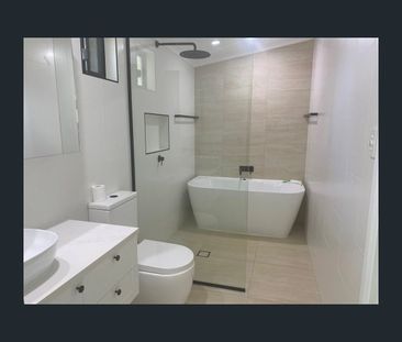 8 Zircon St, Bayview Heights, Qld 4868 - Photo 4