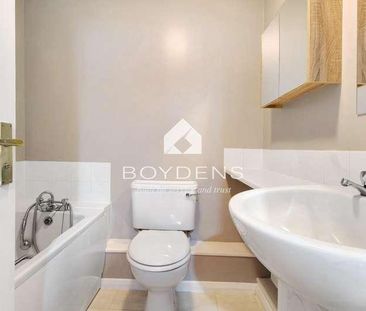 Braithwaite Drive, Colchester Essex, CO4 - Photo 4