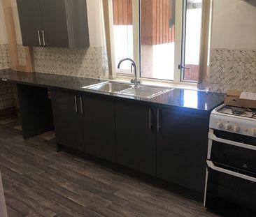 3 Bed Semi-Detached House, Marshfield Road, BS16 - Photo 5