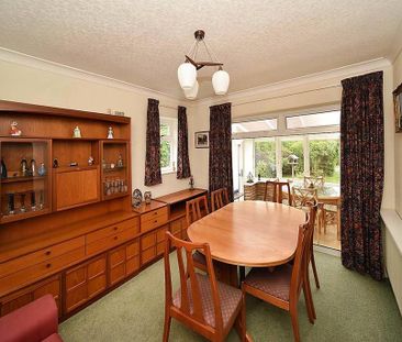 3 bedroom detached house to rent - Photo 4