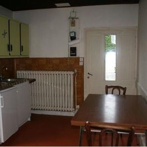 Location Appartement 1 pièce 20m² GANNAT 03800 - Photo 2
