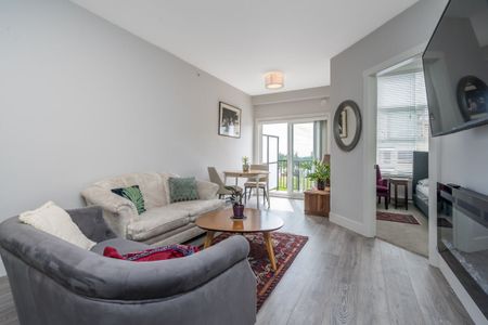 Stylish Condo - Photo 3