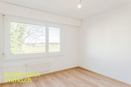 4 room apartment with balcony / Appartement de 4 pièces avec balcon - Foto 5