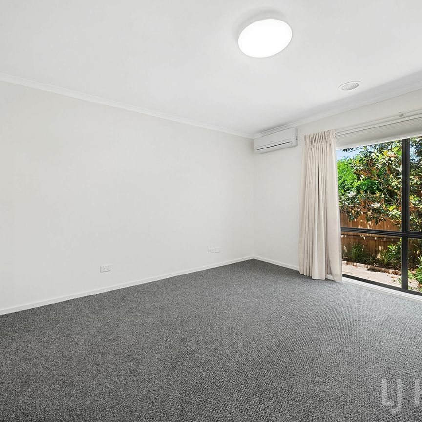 Three-Bedroom Home with Alfresco. - Photo 1