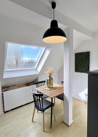 Pronájem bytu 1+1 • 40 m² bez realitkyRüttenscheider Straße 256 Essen Rüttenscheid Nordrhein-Westfalen 45131 - Photo 2