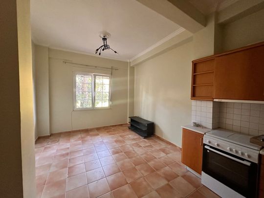 Studio/Γκαρσονιέρα για ενοικίαση Κέντρο (Καλλιθέα) - Photo 1
