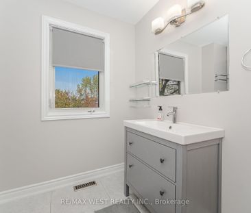 For Lease - 86 Dina Road, Vaughan, Ontario - Photo 1