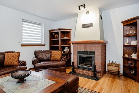 Mieszkanie z niezależnym wejściem, 2 mc postojowe - Фото 3