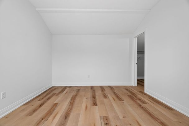 For Lease - 103 Thomas Street Unit# 104, Oakville, Ontario - Photo 1