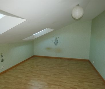 Location Appartement 5 pièces 103m² - Photo 2