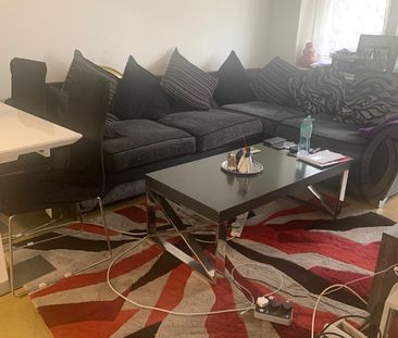 Room in a Shared Flat, Park Court, BN3 - Photo 2