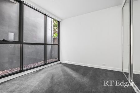 Stylish Apartment - Photo 5