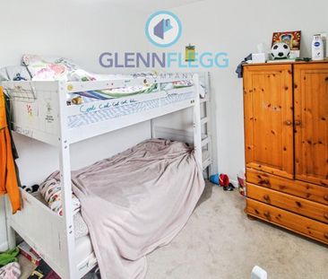 4 bedroom terraced house to rent - Photo 6