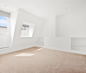 4 bedroom terraced house to rent - Photo 2