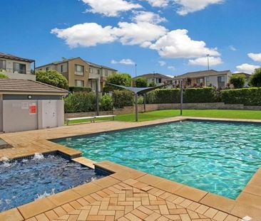 ACCESS TO SPARKLING INGROUND POOL - Photo 2